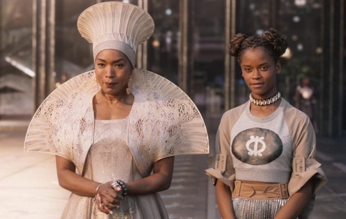 10 Of Our Favorite Fictional Mums of All Time Queen Ramonda